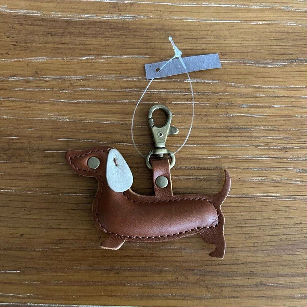 Portland Leather Brown Dachshund Keychain Crossbody Charm with Cream Ear - Picture 2 of 2